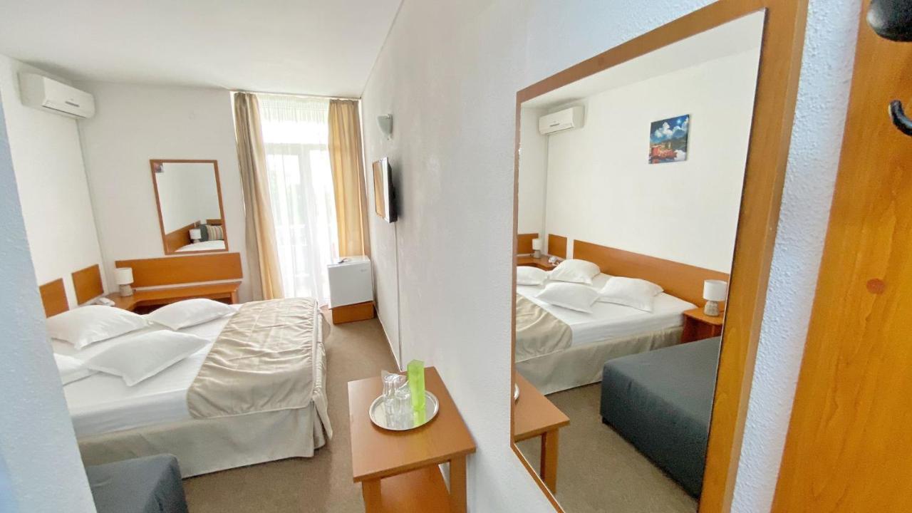 Hotel Decebal ネプトゥン エクステリア 写真